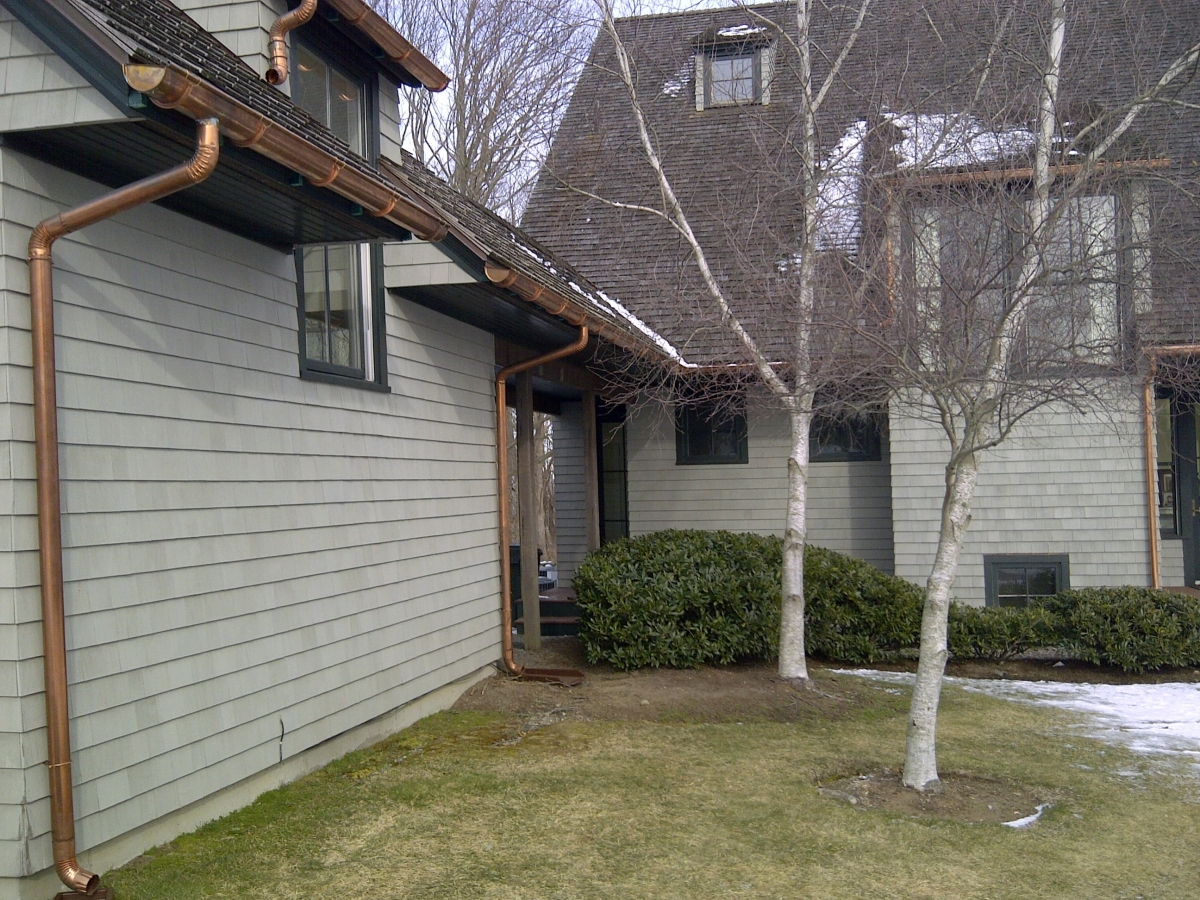 On-Site Manufacturing and Installation of Gutters in Rhode Island